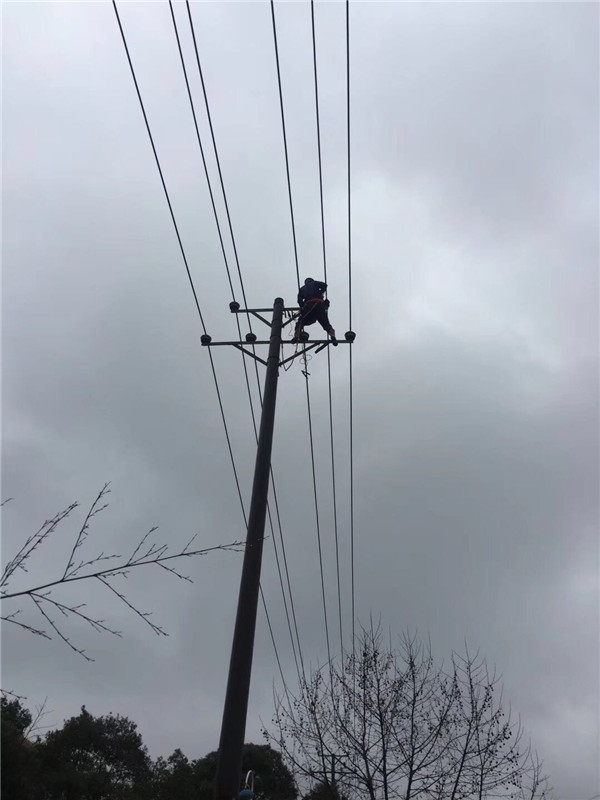 為售電用戶提供線路搶修服務(wù)